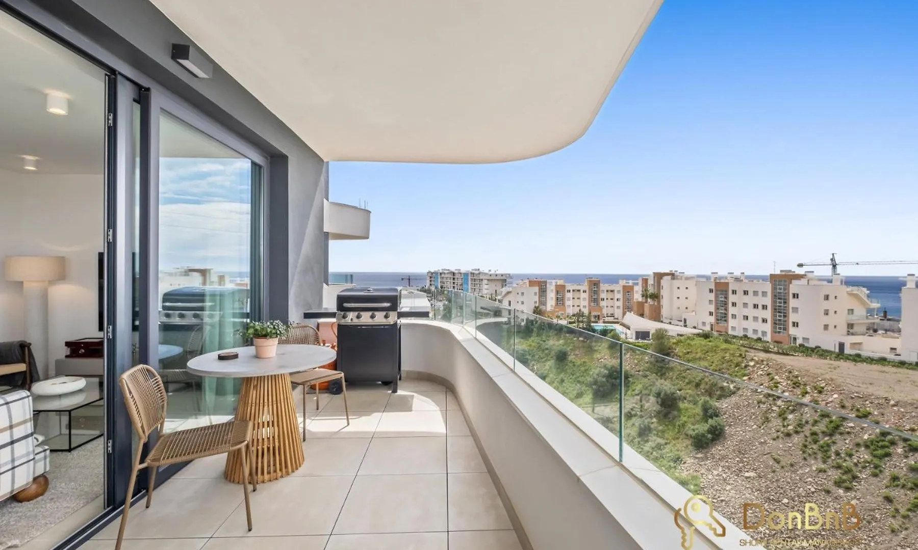 Higueron West Sea View Apartment فوينخيرولا