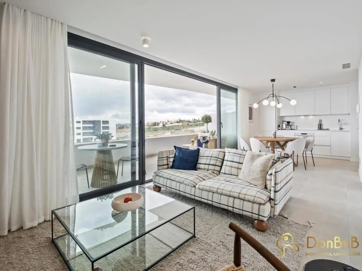 Higueron West Sea View Apartment فوينخيرولا